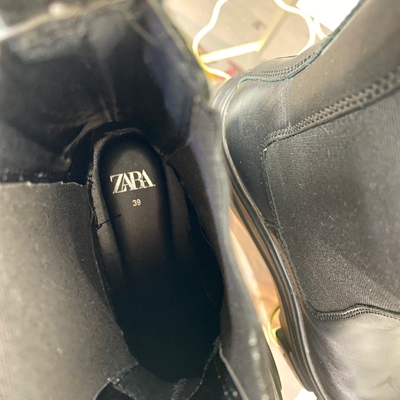 ZARA Lug Sole Boots - Black Leather Ankle Boots Size 8 US 39 EU - Picture 9 of 11